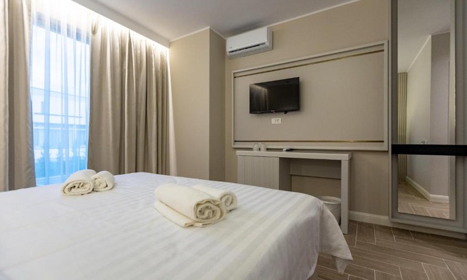 Constanta Hotel | DelSool MAMAiA-Hotel