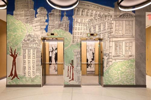 Garment District Hotel | Delta Hotels by Marriott New York Times Square
