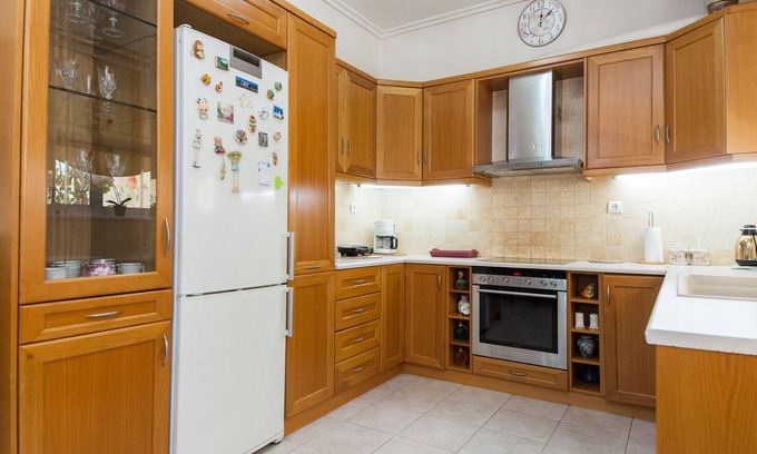 Petroupoli Apartment | Deluxe 2 Bedroom apt in Petroupoli