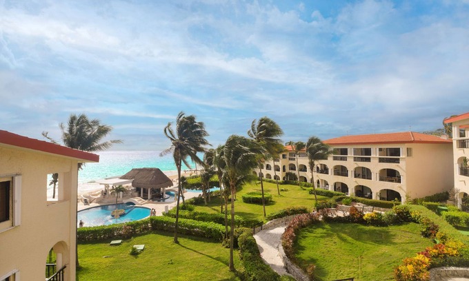 Playacar Fase I Condo | Deluxe 3BR Oceanfront Xaman Ha 7212 Condo