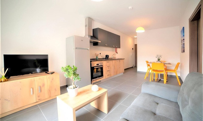 Gzira Apartment | Deluxe Apartment in Gzira N21