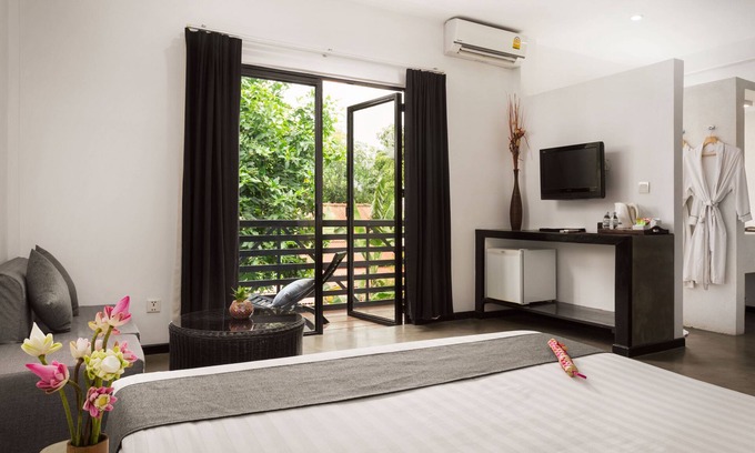 Siem Reap House | Deluxe Double room - Free pick up