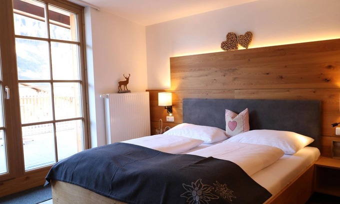Rauris Cottage | Deluxe double room half board - Hotel Bräu***