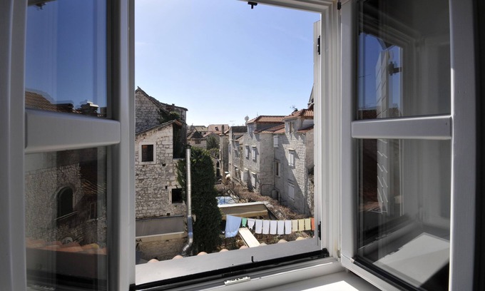 Trogir Hotel | Deluxe Double Room in Trogir Historic Center