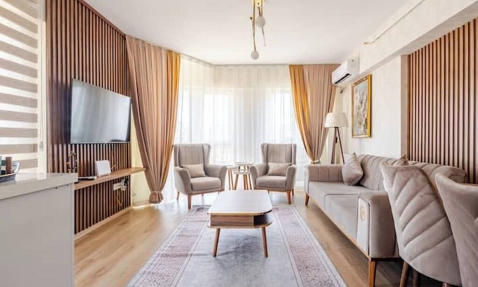 Esenyurt Apartment | Deluxe One bedroom Suite 2 A/C Wifi Parking MAI21nn