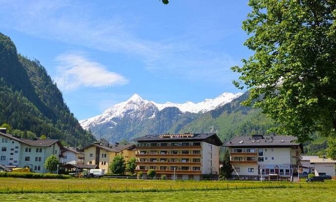 Kaprun Apartment | Deluxe Studio Top 12
