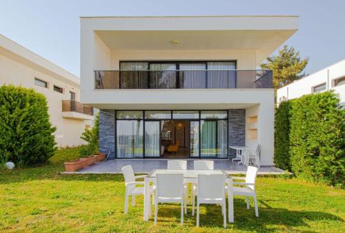 Kusadasi Villa | DELUXE VİLLA Kuşadası