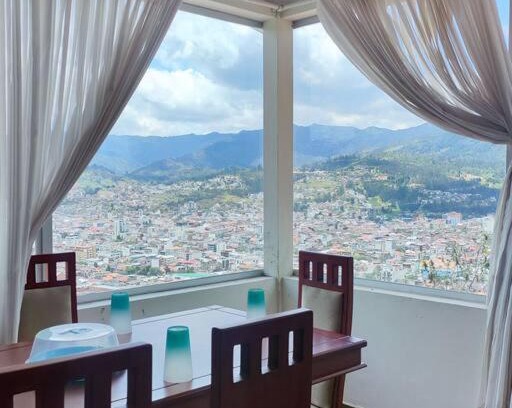 Loja Apartment | Departamento acogedor y moderno, vista increíble.