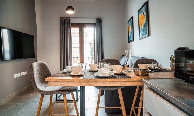 Granada Apartment | Description