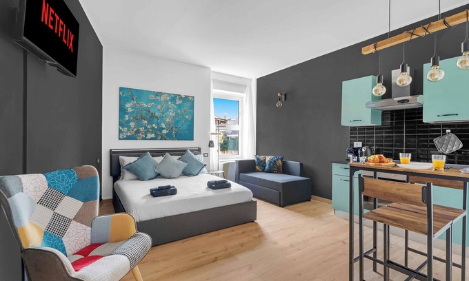 Central Station Apartment | Design Studio at 200mt from Train Station and Subway