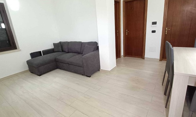 Sellia Marina House | DETACHED HOUSE A FEW MINUTES WALK FROM THE BEACH WITH PRIVATE GARDEN