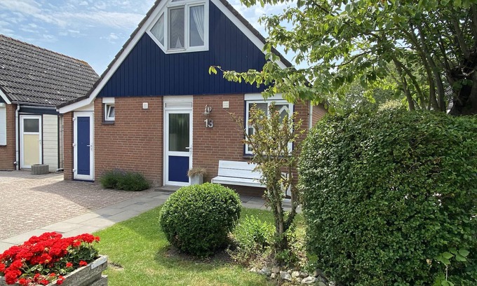 Brouwershaven House | Detached vacation home in Den Osse.