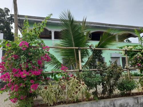 Kribi Apartment | Deux-Palmes-Kribi, proche de la plage, confortable et adapté aux familles