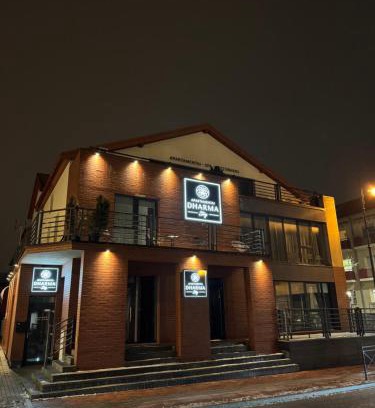 Telsiai Apartment | DHARMA Stay APARTAMENTAI su terasa ir vaizdu į miestą Self check-in