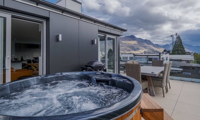 Queenstown City Centre Apartment | Diamond Deluxe Central Queenstown