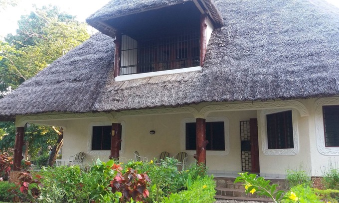 Diani Beach Cottage | Diani two cottages!