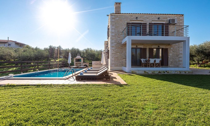 Geropotamos Villa | Dimokritos Villa II, a homestay experience