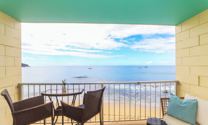 Makaha Apartment | Direct Oceanfront, Great Surfing, A/C