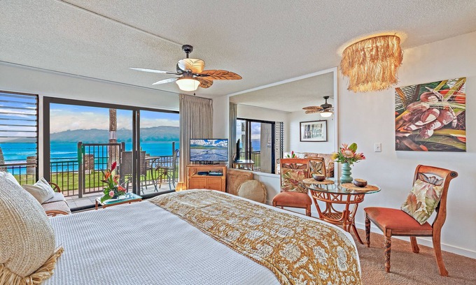 Kahana Apartment | Direct Oceanfront Studio - Affordable -Noelani 119-Turtle Viewing Beach