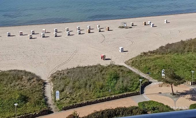 Pelzerhaken Apartment | Directly on the beach, great sea view, incl. Swimming pool and sauna, parking lot