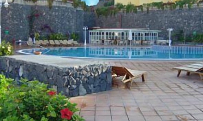 San Miguel de Abona Apartment | Discounts given for longer term lets. Please ask.
