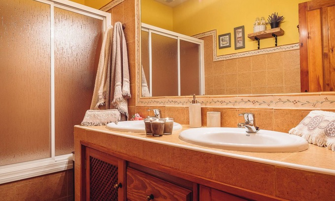 La Iglesuela House | Disfruta de una casa rural en exclusiva y con todas las comodidades