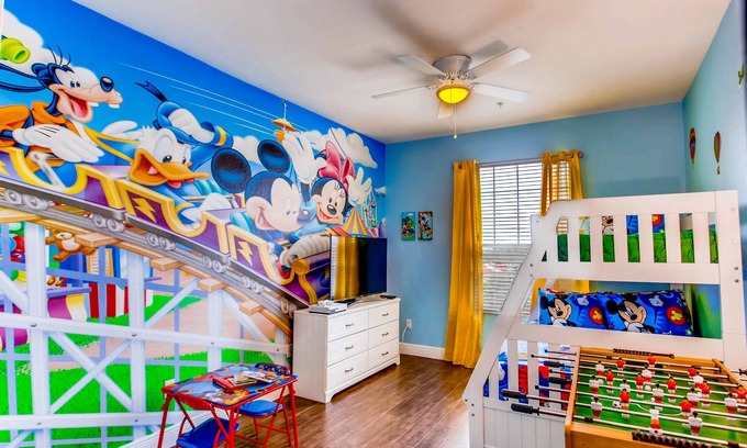 Crestwynd Bay Condo | Disney Fireworks view Condo in Windsor Hills Resort - only 2 miles from Disney!