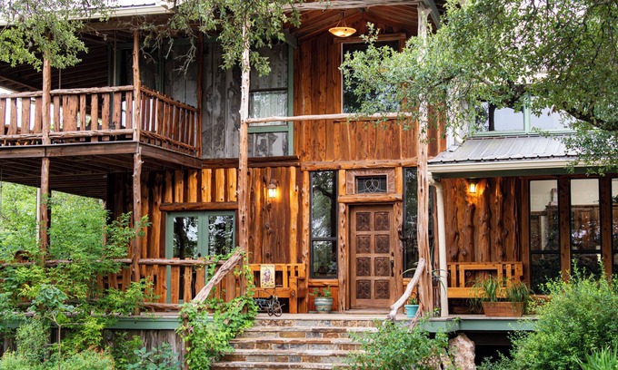 Driftwood Bed & Breakfast | Divinely Designed Retreat/Get Away Home in a Peaceful Setting/5 Beautiful Acres