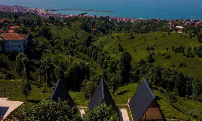 Ardesen House | Doğanın Kalbinde,deniz manzaralı bungalov.