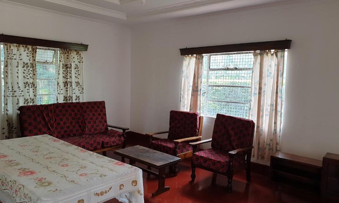 Marangu House | Doctor SE TEMU Rest House