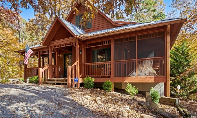 Ellijay Cabin | Dog-friendly cabin with hot tub, 2 fireplaces, game room. washer/dryer & AC