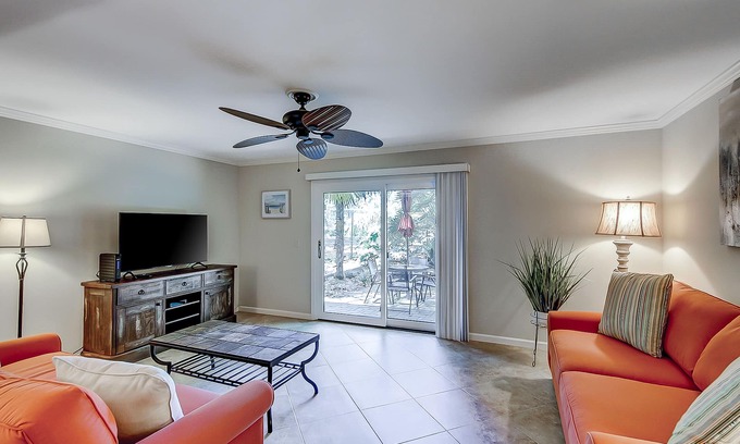 Folly Field Condo | Dog-Friendly Condo w/Fast WiFi, a Patio, & Shared Pool - Walk to the Beach