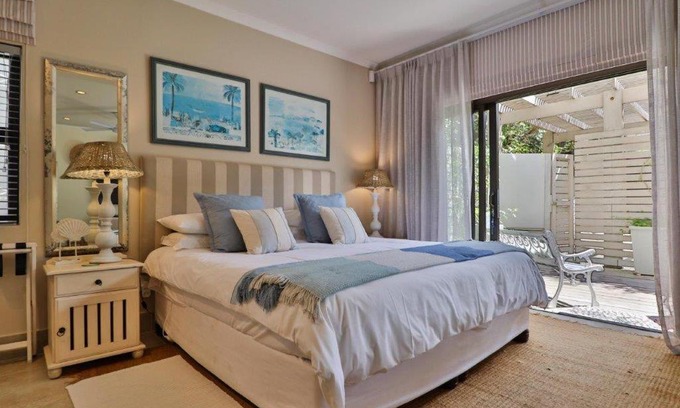 Wilderness Beach Apartment | Dolphinvilla Studio Apartment