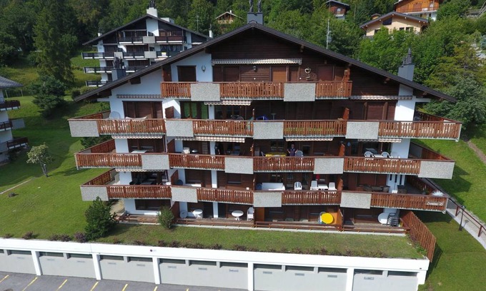 Ovronnaz Apartment | Domino b 220.2