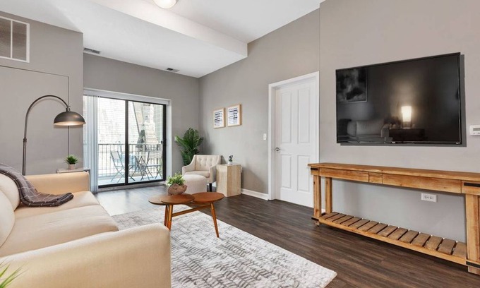 Prairie District Apartment | Domio | McCormick Place | Airy 2BR + Pool and Fitness Center