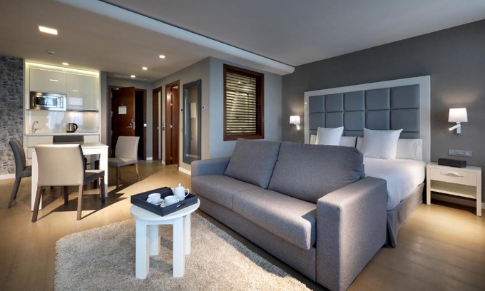 Ain Chock Hotel | Domo Casablanca