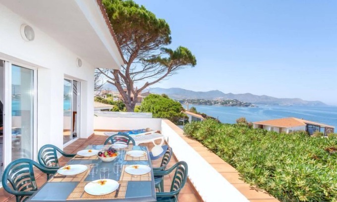 Llanca House | Don Quijote by Interhome