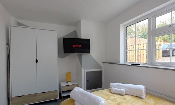 Castle Donington Apartment | Donington Cottage Apartment 4