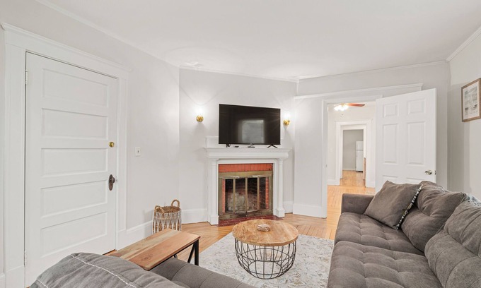 Salem Apartment | Don’t Miss It! Hocus Pocus Season is here!