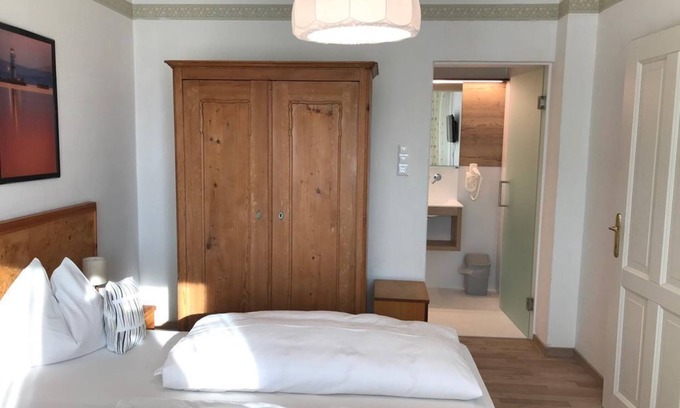 Illmitz Bed & Breakfast | Doppelzimmer mit Dusche, WC - Weinidylle Opitz