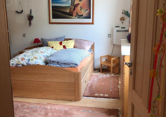 Winningen House | Doppelzimmer mit Wasserbett
