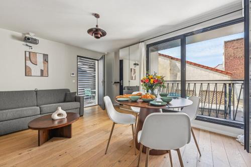Silly-Gallieni Apartment | Double Apartment l 15min from Eiffel Tower by Car
