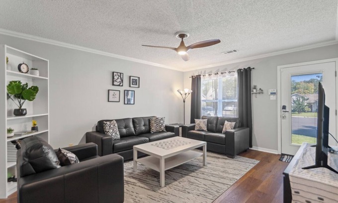 Sherwood House | Double Diamond Rentals - Awesome Neighborhood, AFB