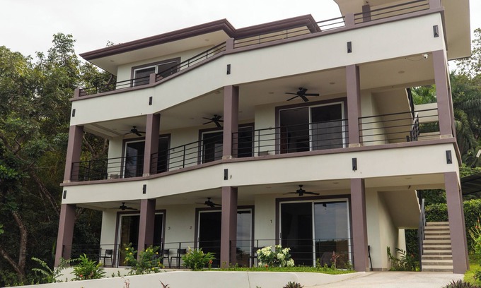 Caletas Villa | Double Queen Suite in Playa Coyote, Double Queen Suite just steps from pool and bar