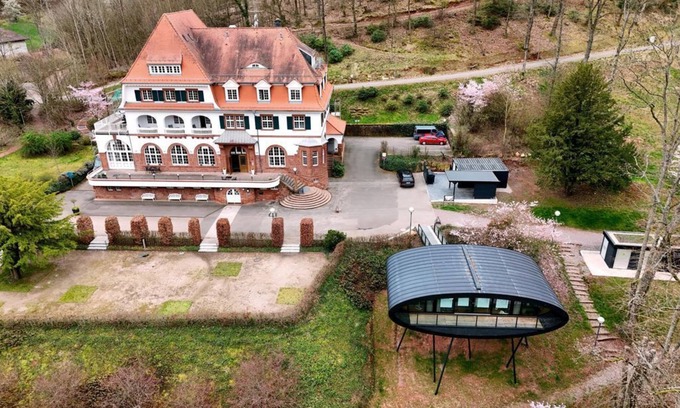 Annweiler am Trifels Bed & Breakfast | Double room, shower, toilet, quiet - Kurhaus Trifels Seminarhotel GmbH