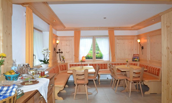 Elzach Apartment | Double room 4 with WC and shower, 1 - 3 persons - Mosertonihof