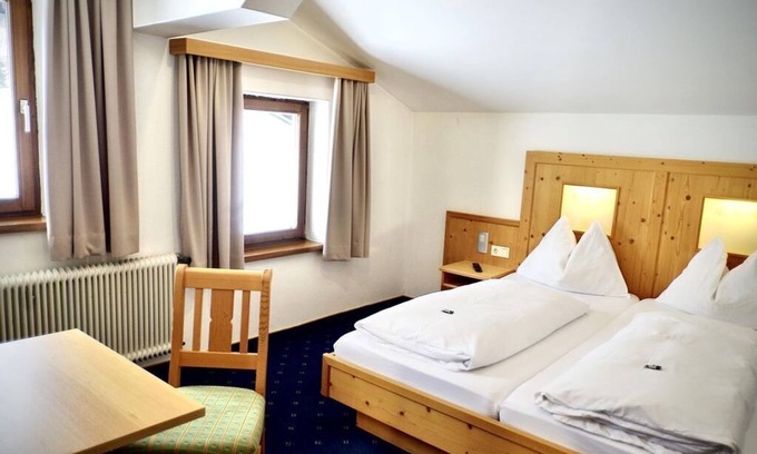 Ramsau am Dachstein Hotel | Double room Scheichenspitz with shower, WC - Hotel Berghof