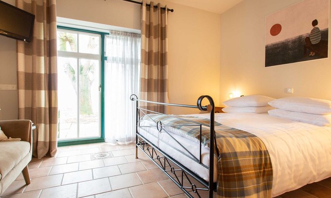 Oldenburg in Holstein Apartment | Double Room 6 - Landhotel Teichwiesenhof