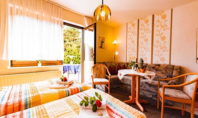 Trassenheide Apartment | Double room - family pension & holiday apartments Fischer-Haus
