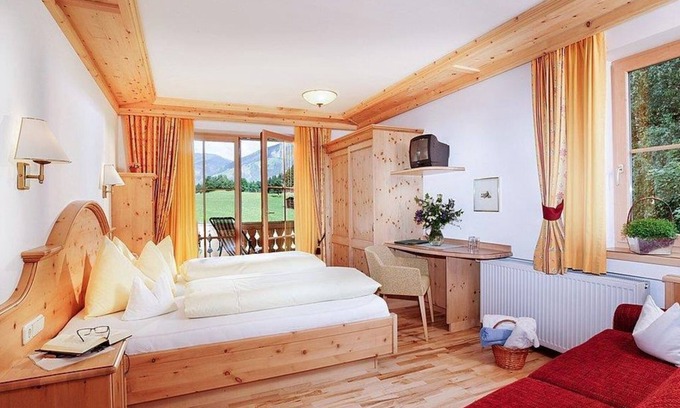 Mittersill Hotel | Double room Herzerl - VWP from 14 nights - Gut Sonnberghof Naturhotel